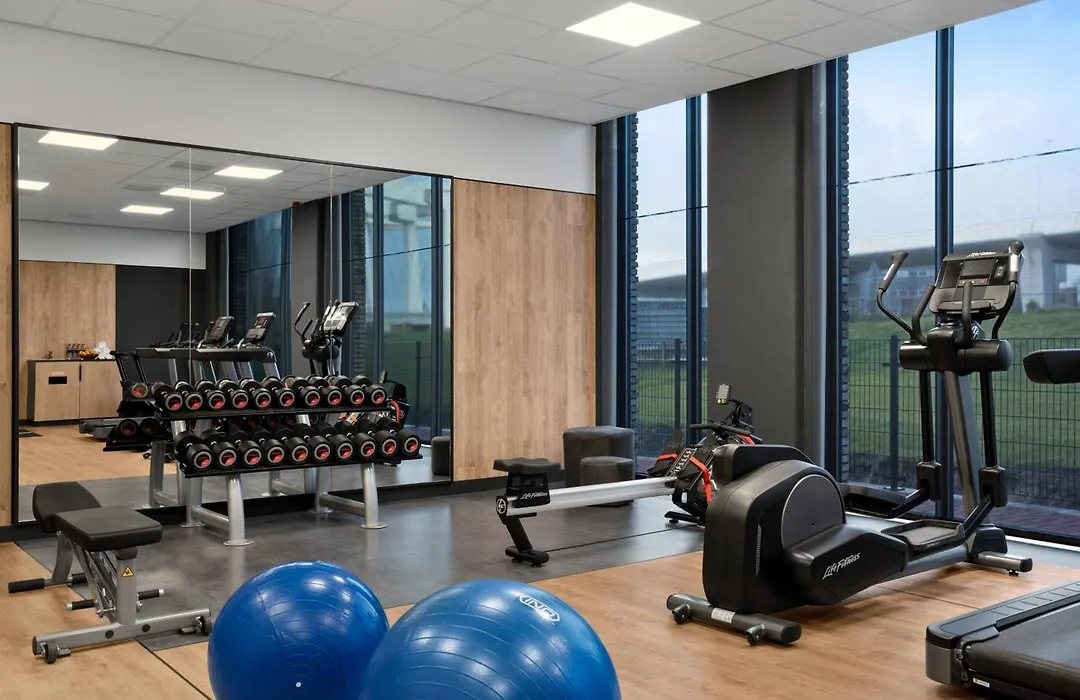 Renaissance Amsterdam Schiphol Airport Hotel-1